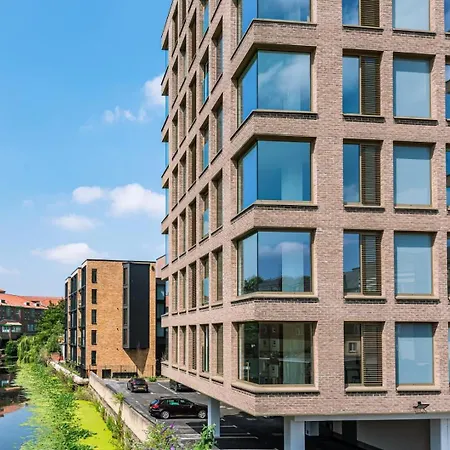 Skyview Retreat @ Ryedale House