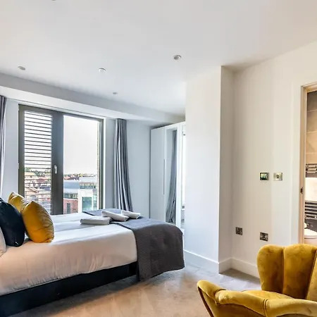 Apartment Skyview Retreat @ Ryedale House